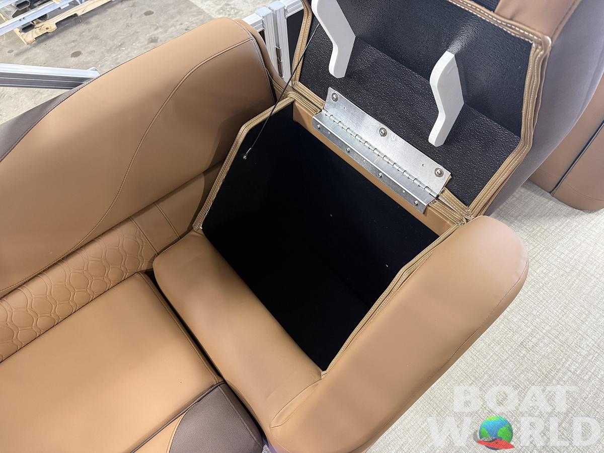 2026 Tahoe Pontoons LTZ 2385 Swingback (VRB) Tritoon 