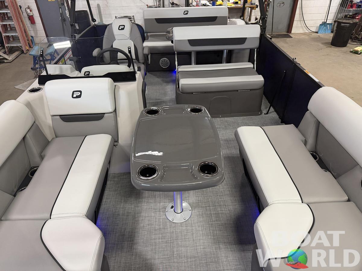 2027 Princecraft Vectra 21 RL Swingback Dinette $34995