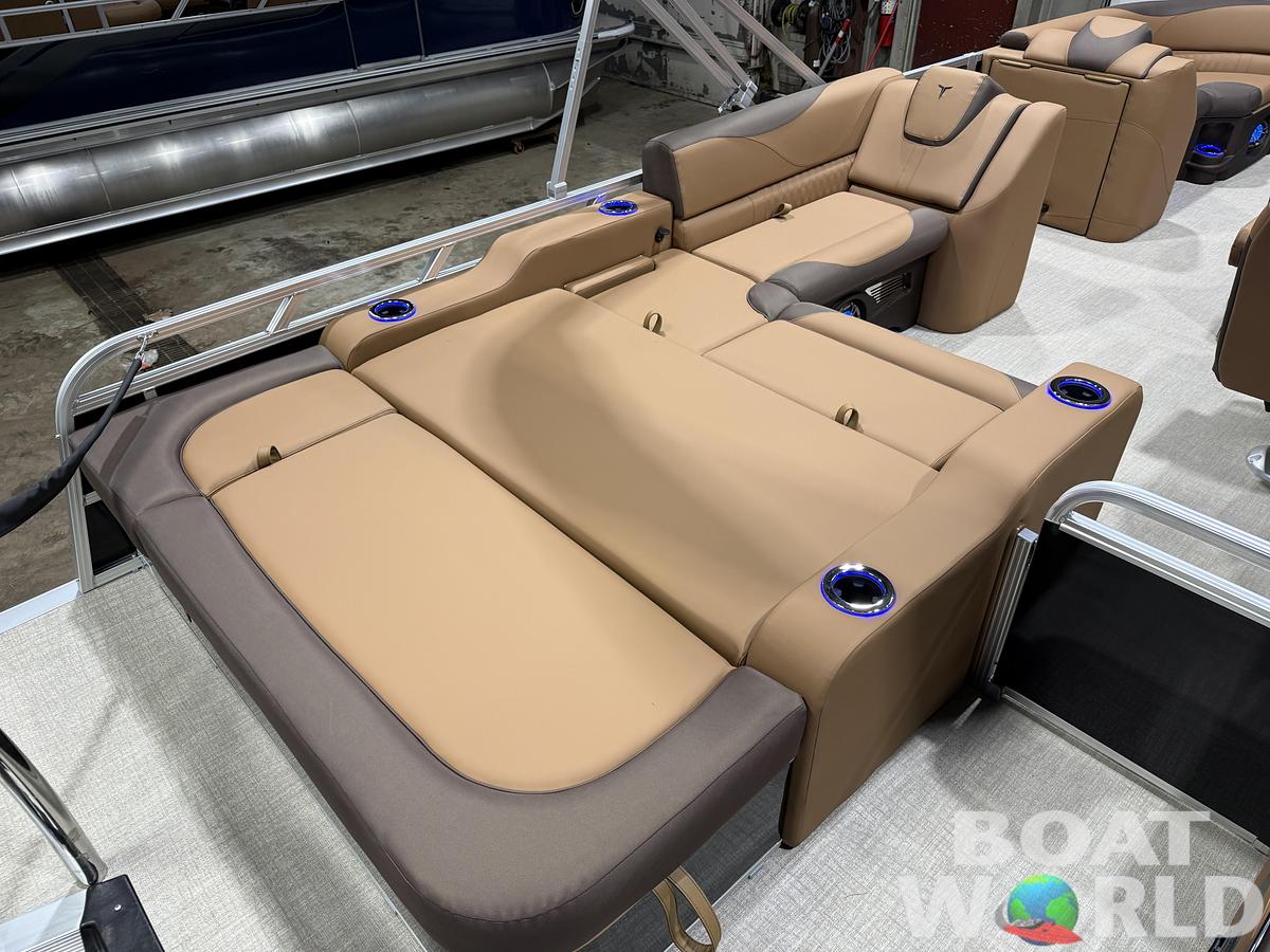 2026 Tahoe LTZ VRB Swingback Tritoon & Honda $51995