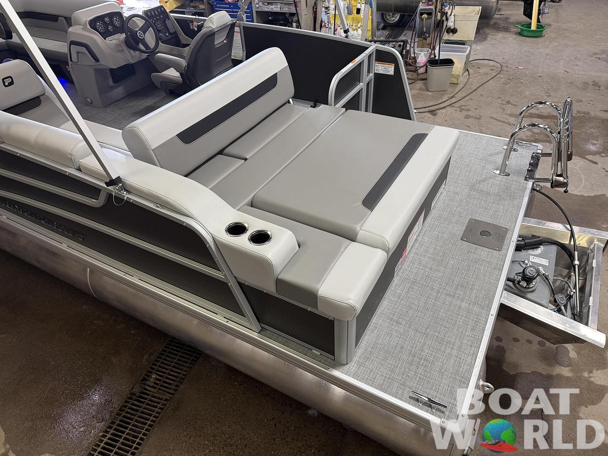 2026 Princecraft Vectra 23 RL Swingback Lounge Pontoon