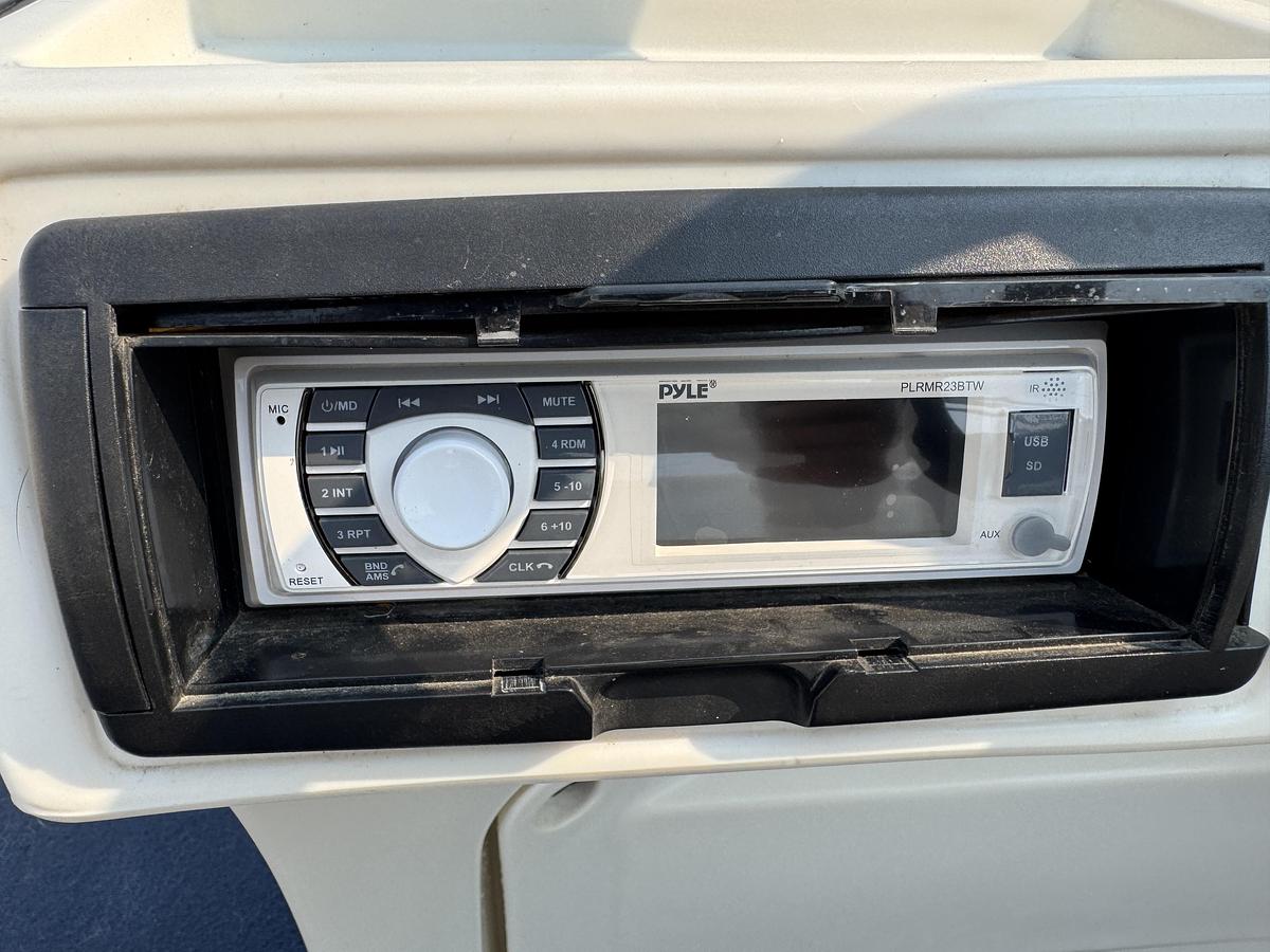 Used 2008 Tahoe Pontoons 24 Bow Fish Pontoon