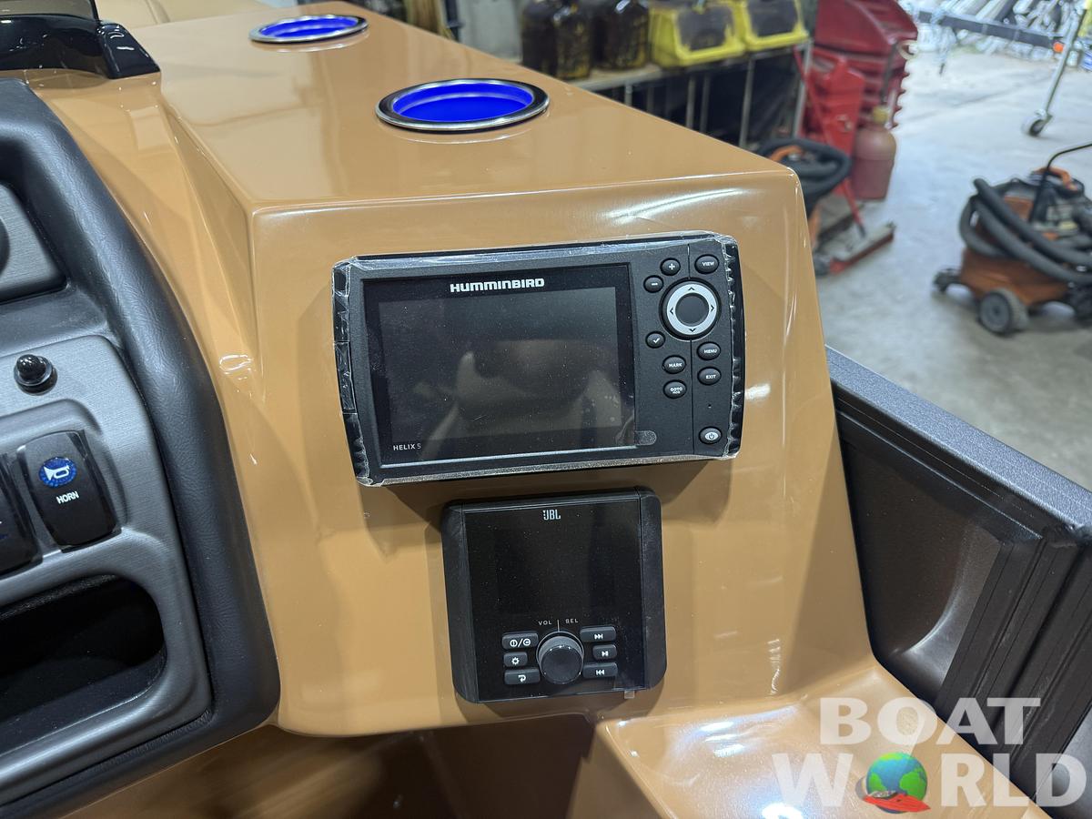 2027 Bentley Legacy 220 Swingback Pontoon & 4-Stroke Outboard $43995