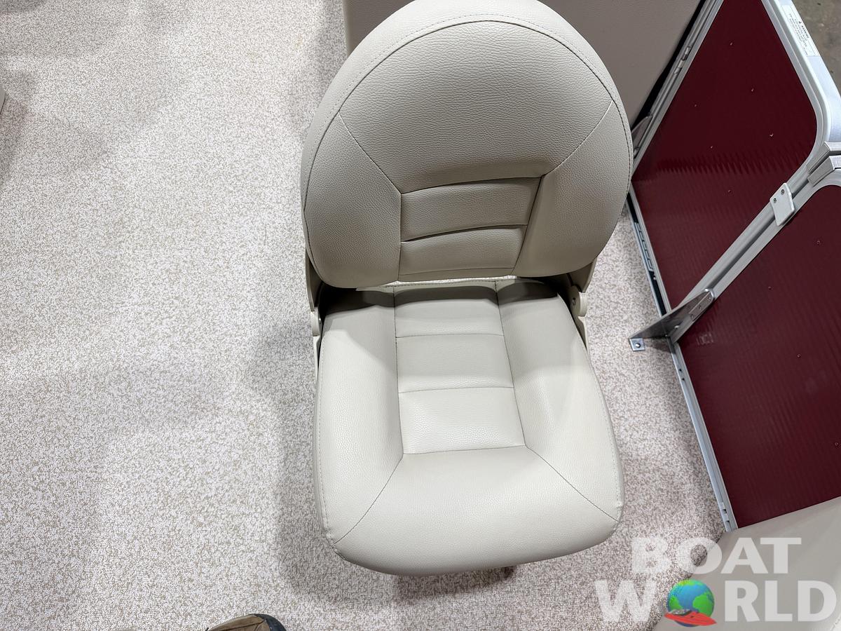 Used 2016 Weeres 200 Allure Fish Pontoon