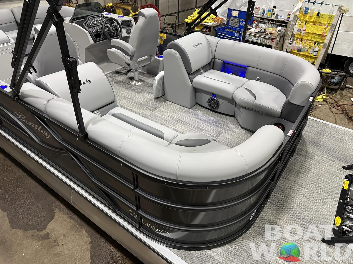 2027 Bentley Legacy 220 Navigator Quad Lounge Pontoon $41995