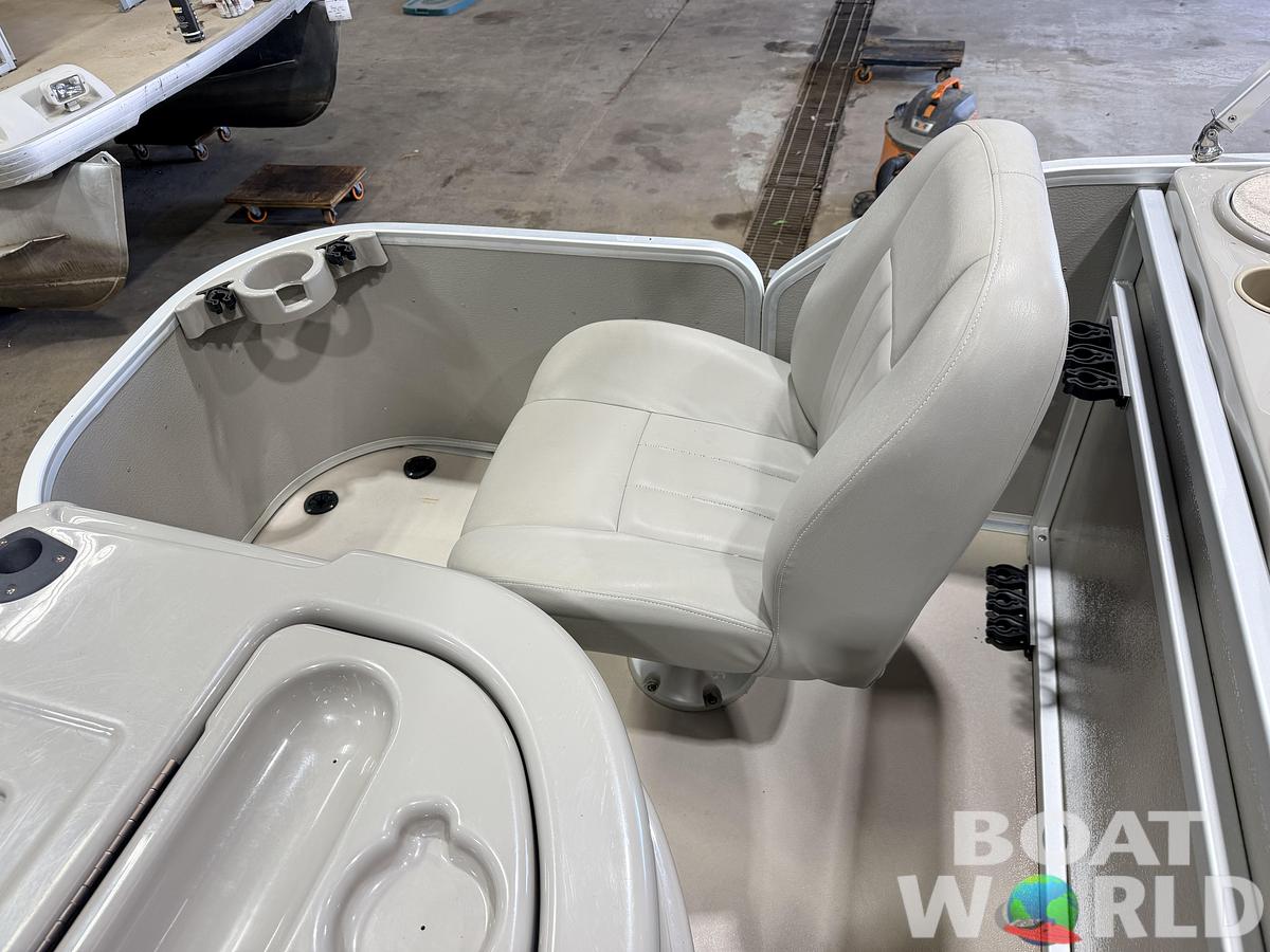 Used 2014 Premier 221 Gemini Fish n Cruise & 50HP Mercury 4Stroke -$19,995