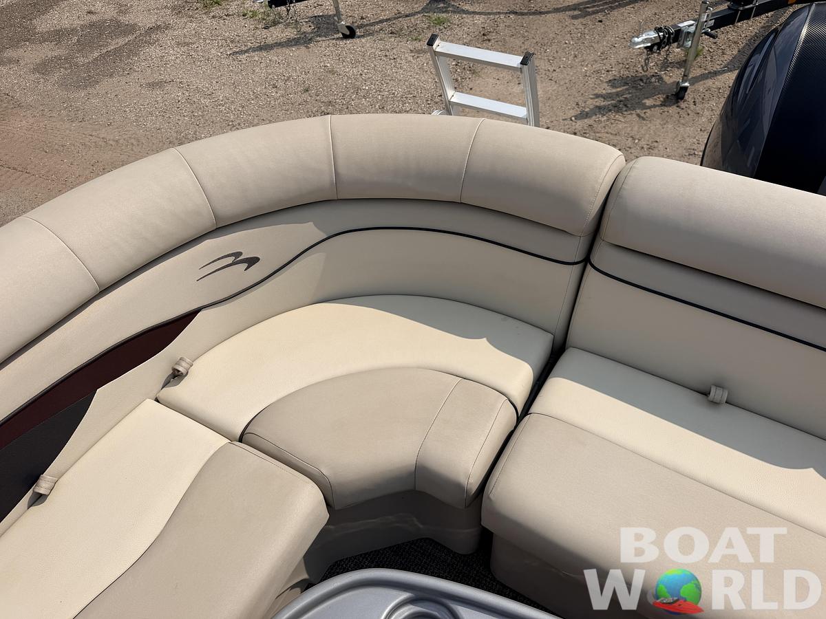 Used 2019 Bennington 21 SX Quad Lounge & Yamaha 90HP 4Stroke -$29,995