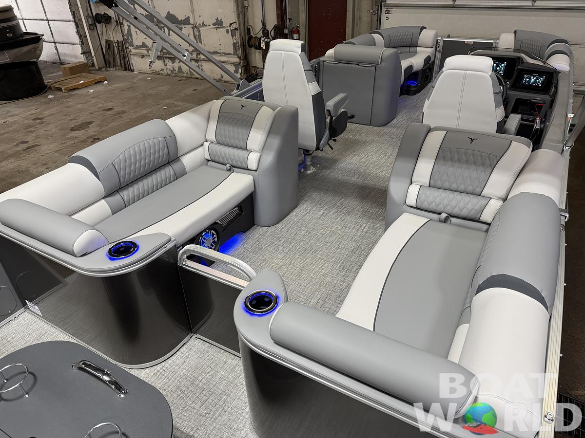 2025 Tahoe Pontoons Cascade 2385 Quad Lounge Tritoon & Honda 4-Stroke EFI