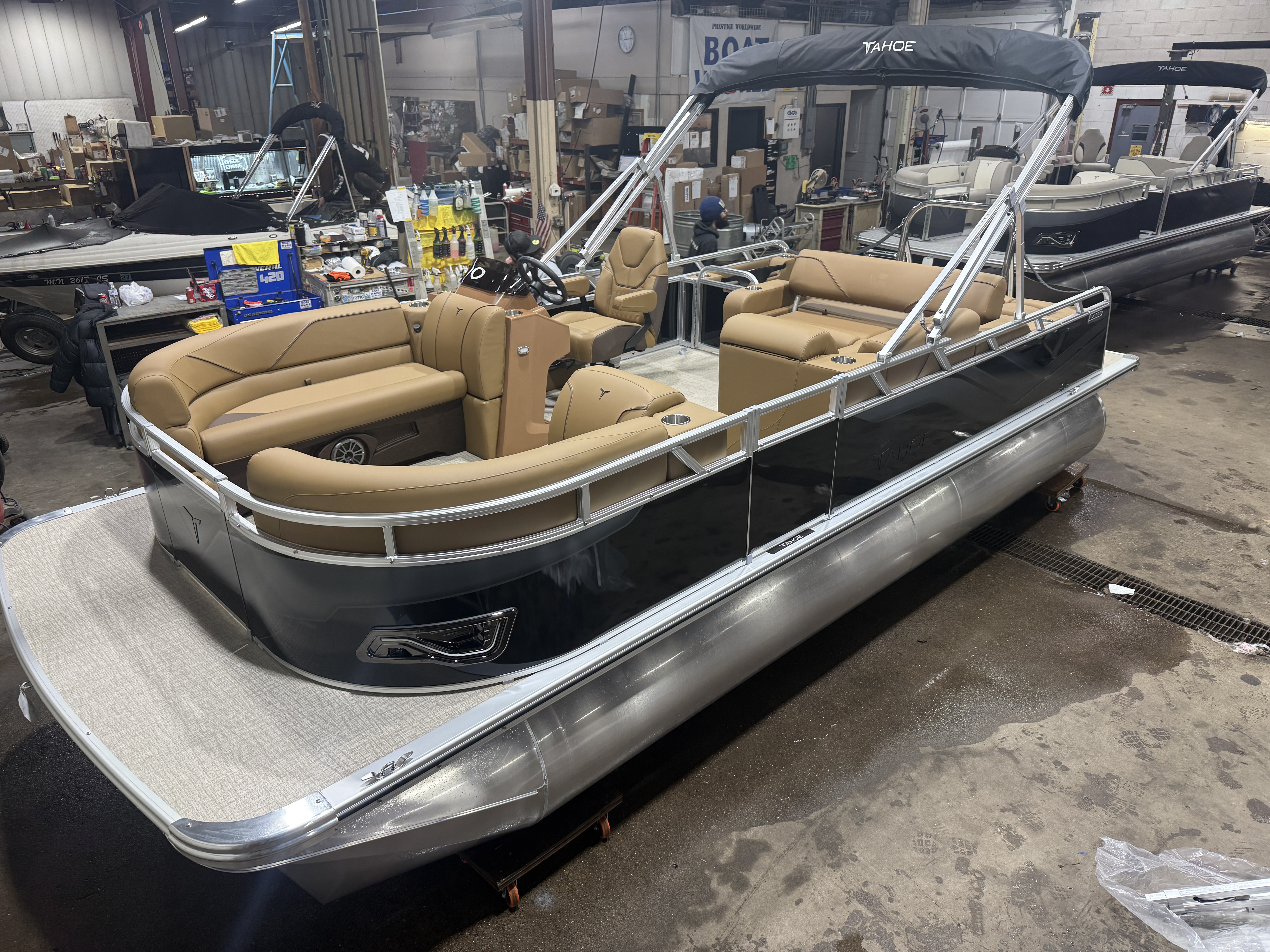 2026 Tahoe Pontoons Sport 2185 Swingback (VRB)