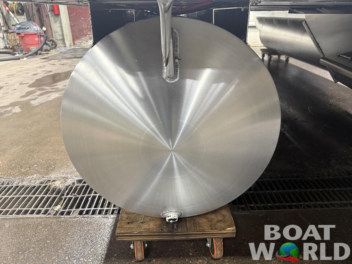 2026 Tahoe Pontoons LTZ 1985 Cruise Pontoon