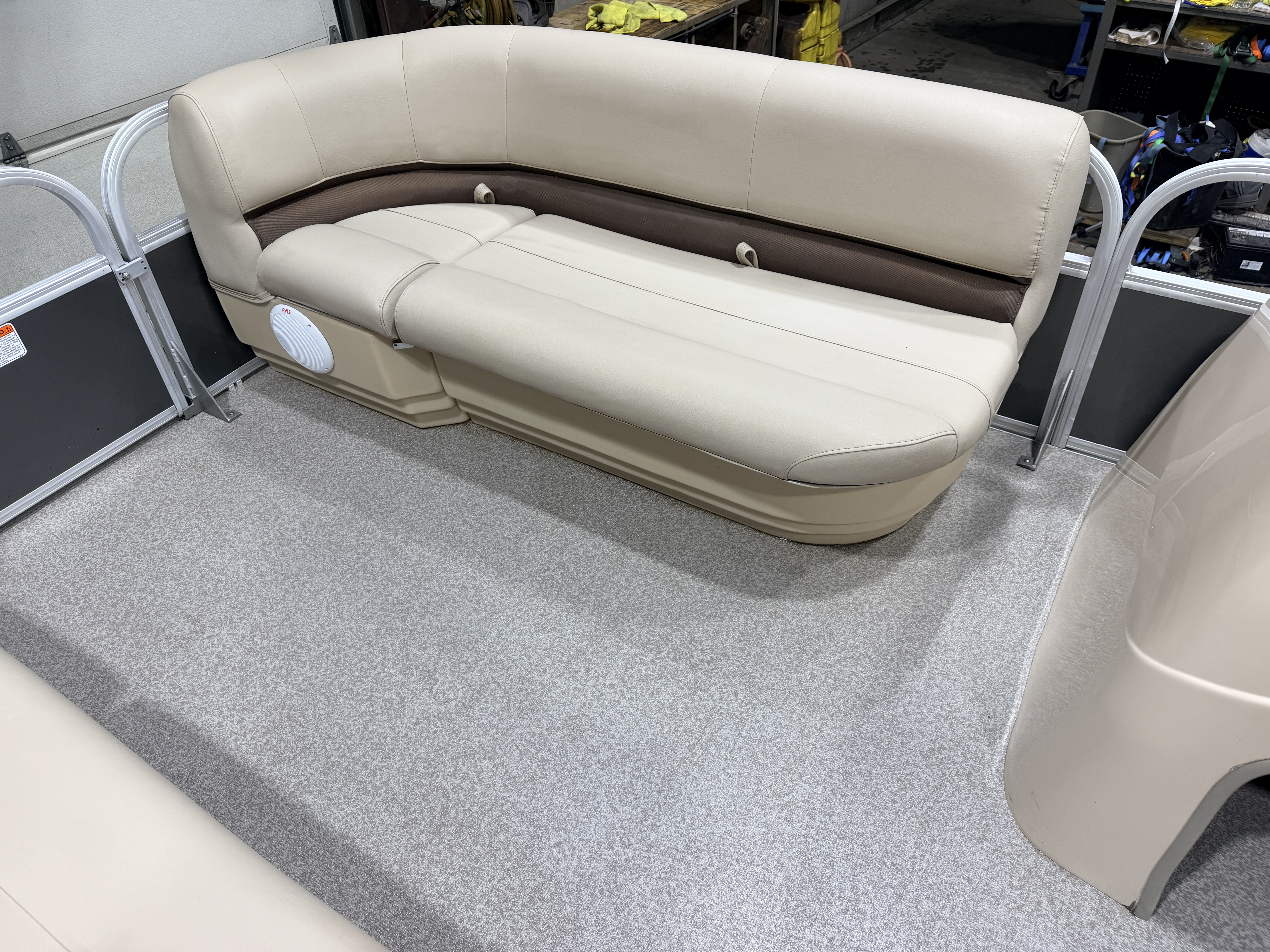 Used 2019 Sun Tracker Party Barge 18 DLX & 75HP Mercury 4Stroke -$21,995