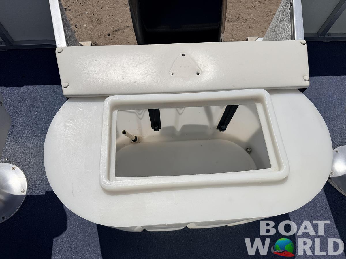 Used 2004 Palm Beach 200 CastMaster & 50HP Mercury 4Stroke -$12,995