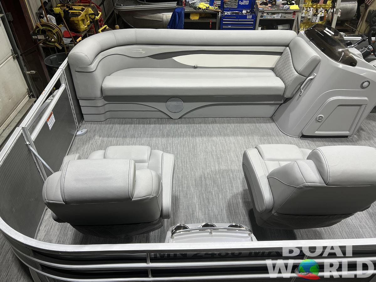 Used 2023 Bennington 21 SLCP Pontoon