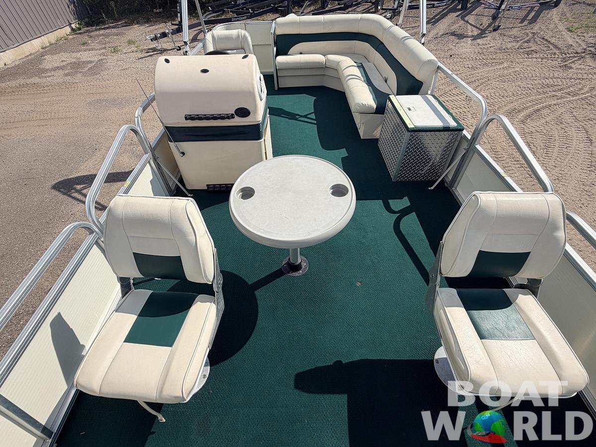 Used 2003 Odyssey 1903 Fish & Cruise & 40HP Johnson 4Stroke -$10,995