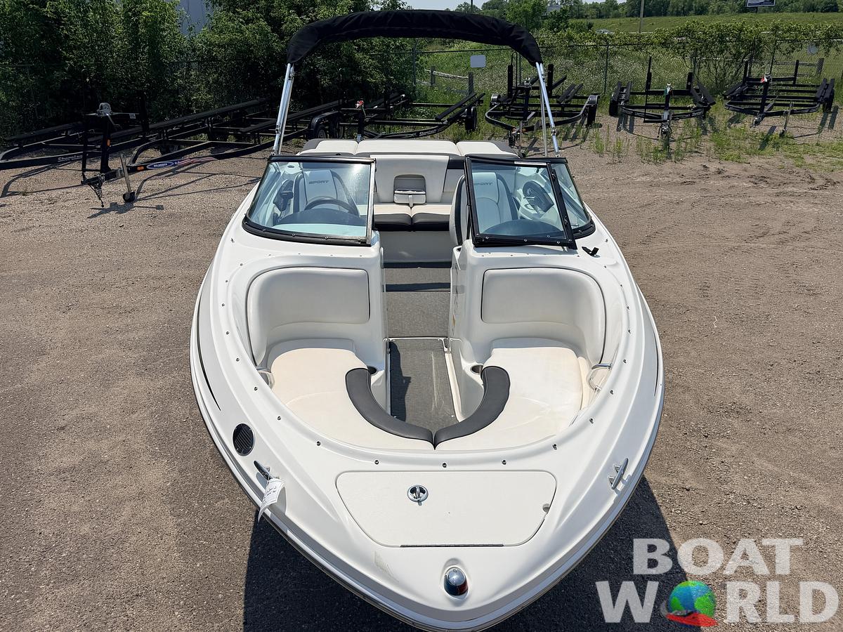 Used 2012 Sea Ray 205 Sport & 220HP 4.3L Mercruiser MPI with Tandem Axle Trailer -$15,995