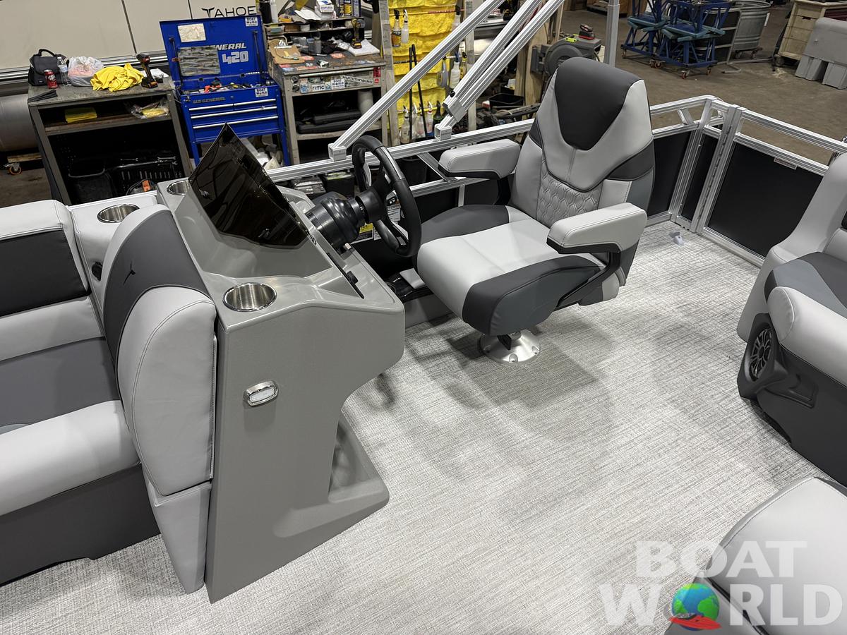 2026 Tahoe Pontoons Sport 1980 Cruise Rear Bench (CRB)