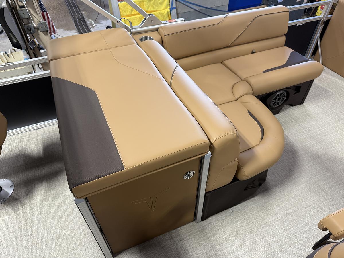 2026 Tahoe Pontoons Sport 2385 Rear Fish & Honda 4-Stroke EFI