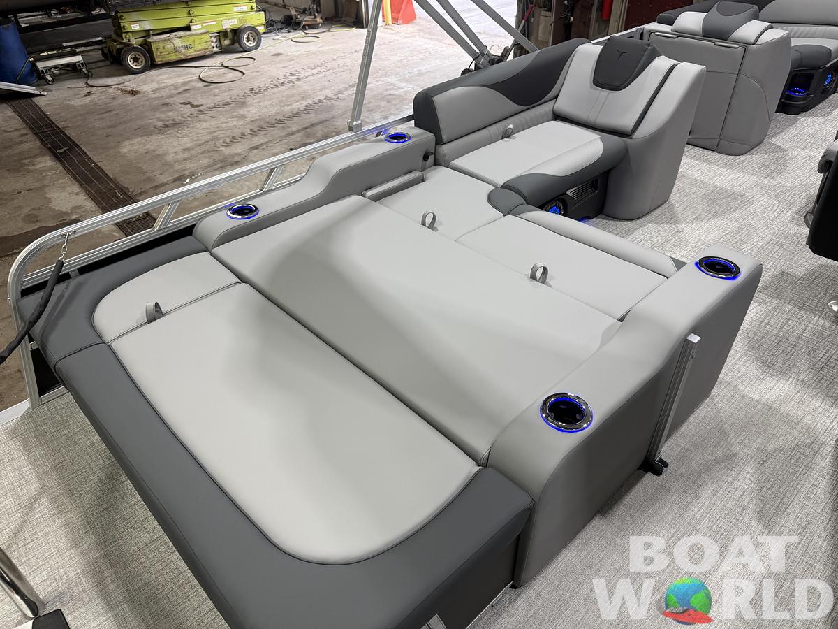 2026 Tahoe Pontoons LTZ 2385 Swingback (VRB) Tritoon 