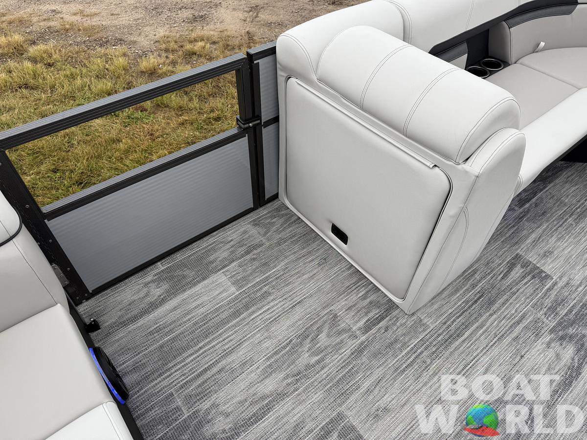 2025 Montego Bay 8522 Fish & Cruise Tritoon & Honda 150HP 4-Stroke EFI