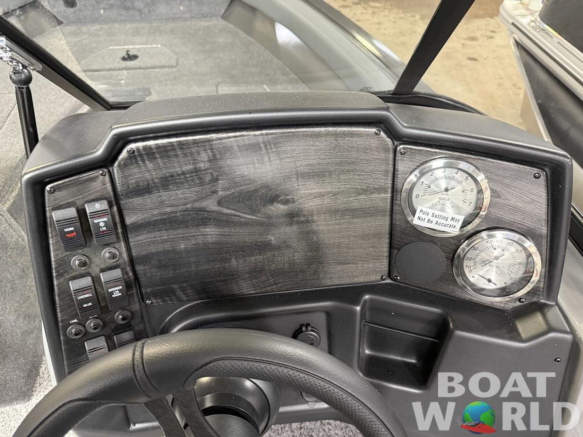 2025 MirroCraft Holiday 168 & Honda 90HP 4-Stroke EFI