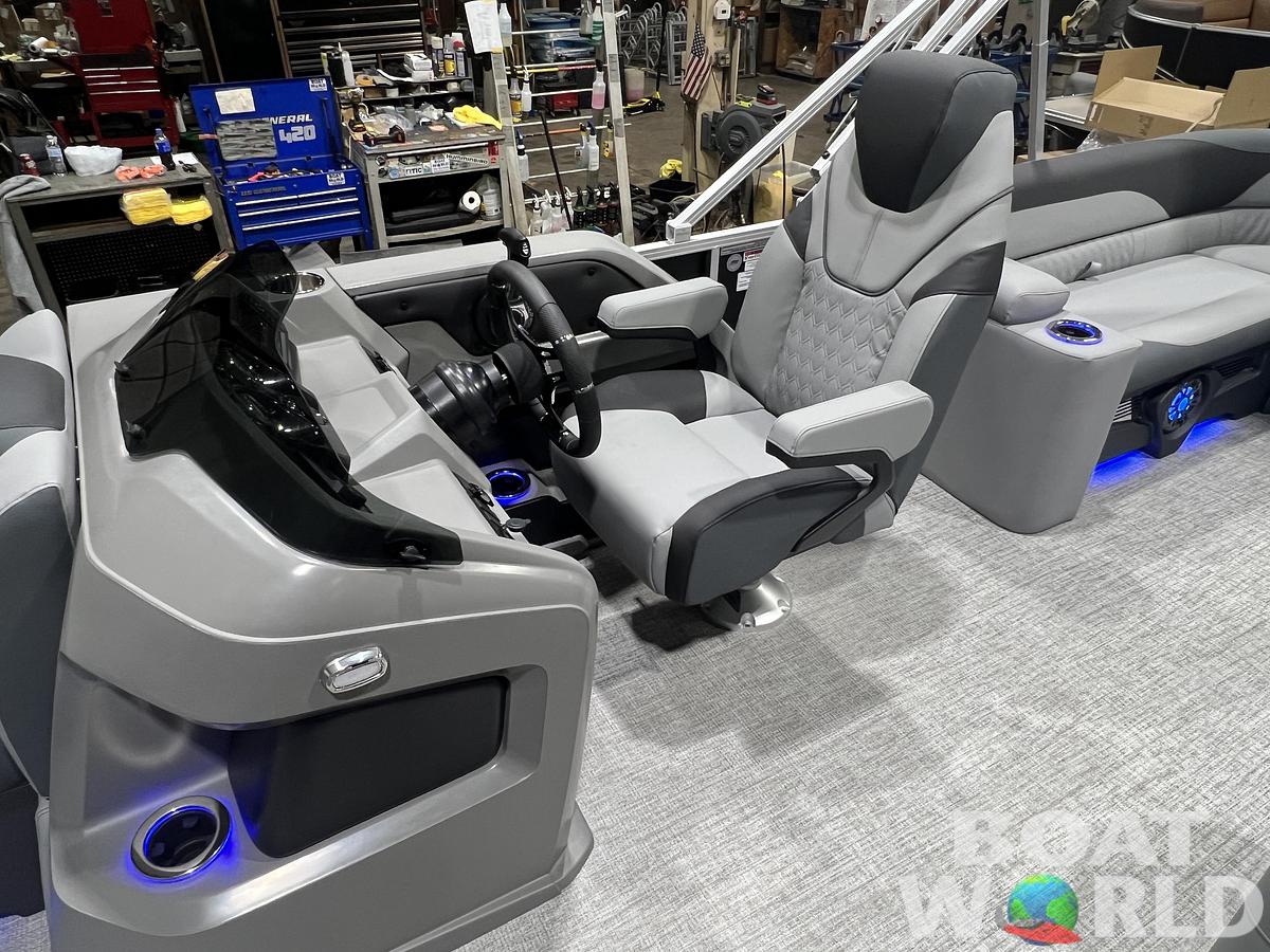 2026 Tahoe Pontoons LTZ 2385 Elite Cruise Tritoon 