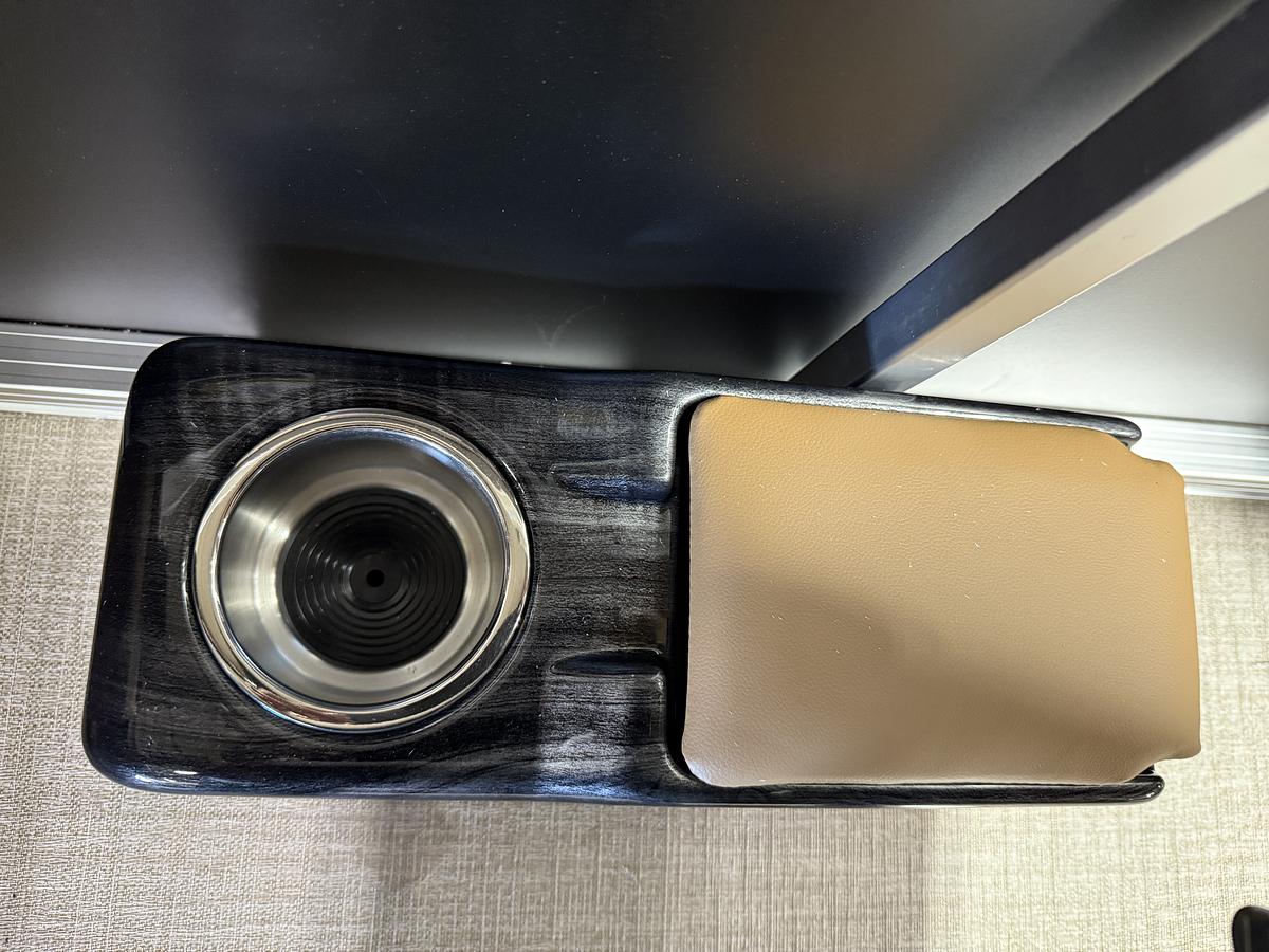 2026 Tahoe Pontoons Sport 2385 Rear Fish & Honda 4-Stroke EFI