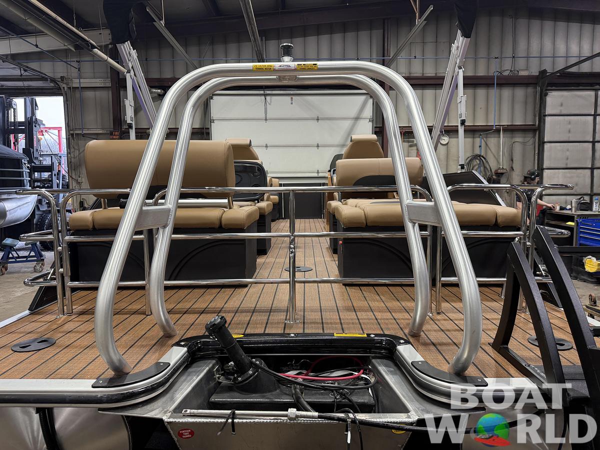 2026 Bentley Legacy 220 QSB Swingback $43995