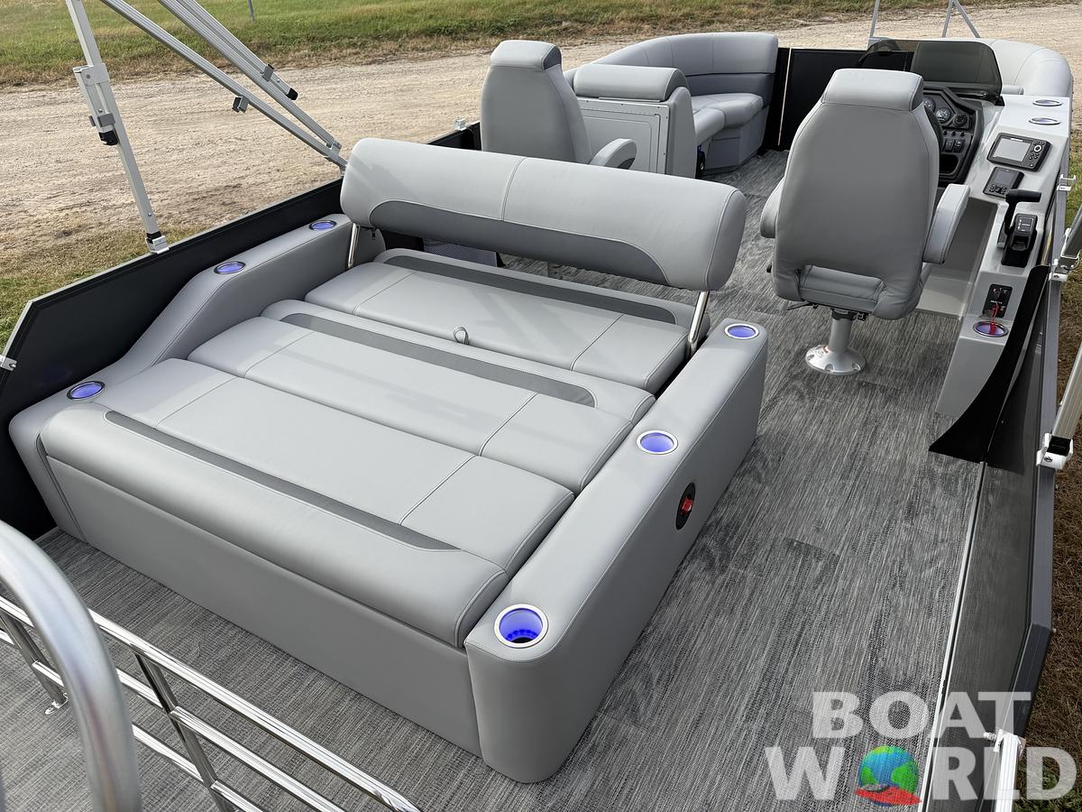 2026 Bentley Pontoons Legacy 200 Swingback Pontoon