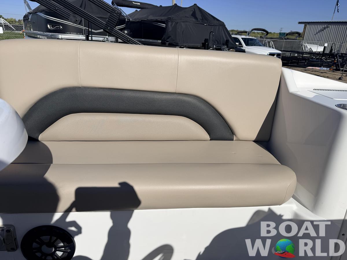 Used 2021 Hurricane Fun Deck 198 with 140HP Suzuki & Tandem Axle Trailer -$31,995