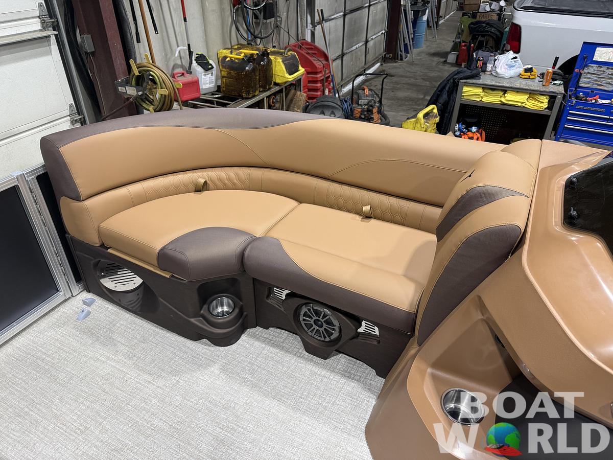 2026 Tahoe Pontoons LTZ 2385 Swingback (VRL) 