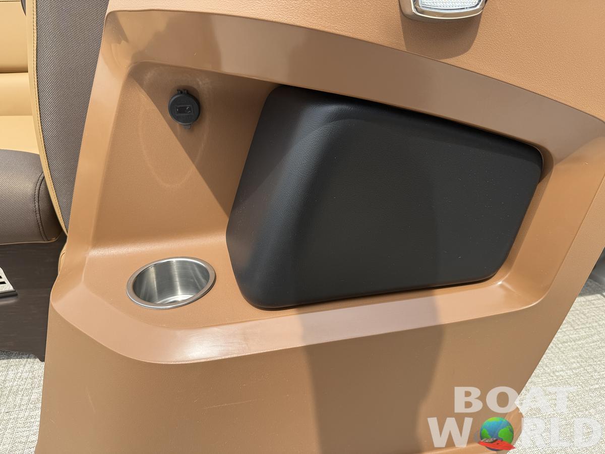 2025 Tahoe Pontoons LTZ 2385 Swingback (VRB) & Honda 4-Stroke EFI