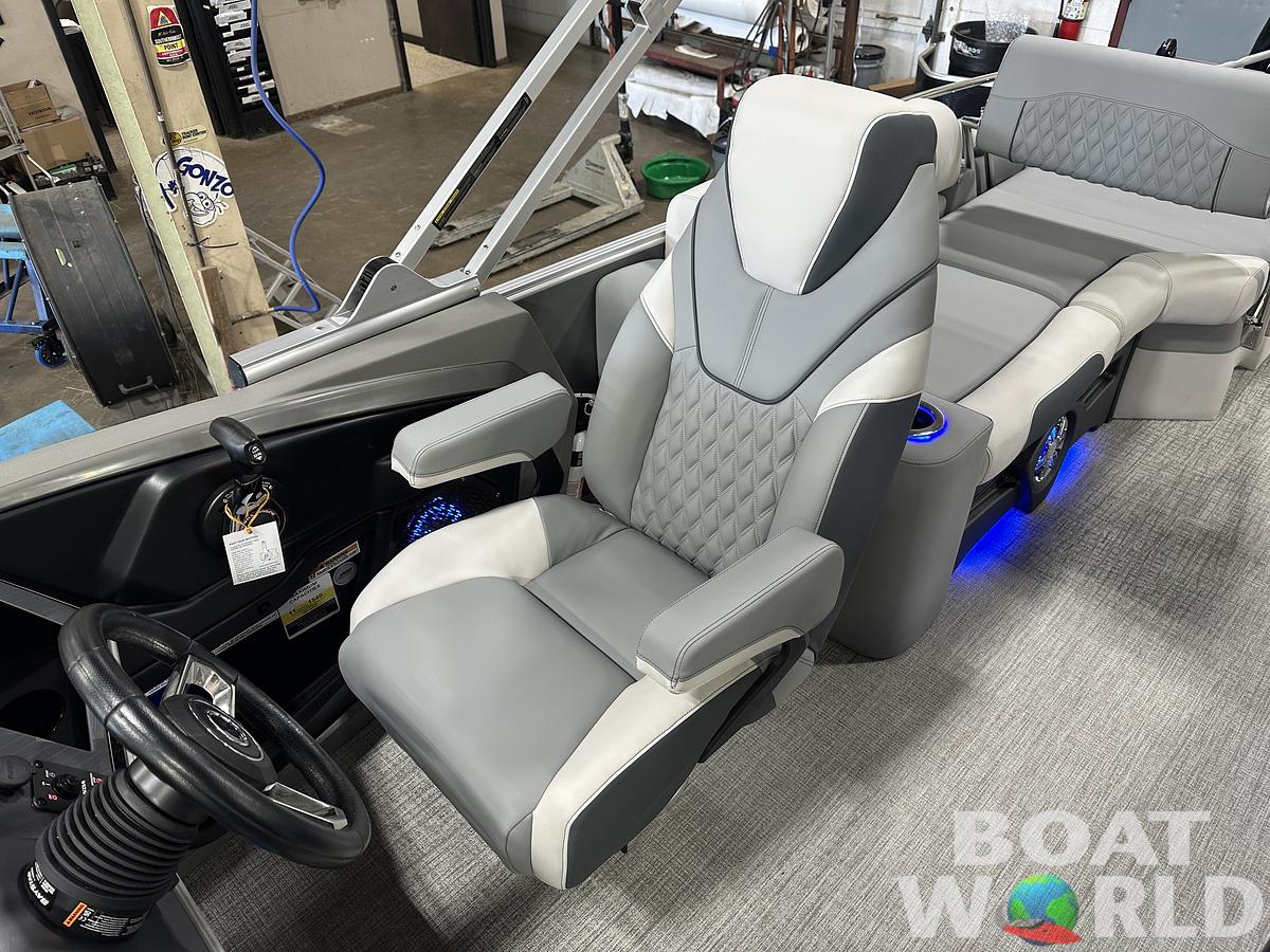 2025 Tahoe Pontoons Cascade 2385 Quad Lounge Shift Flip & Honda 4-Stroke EFI