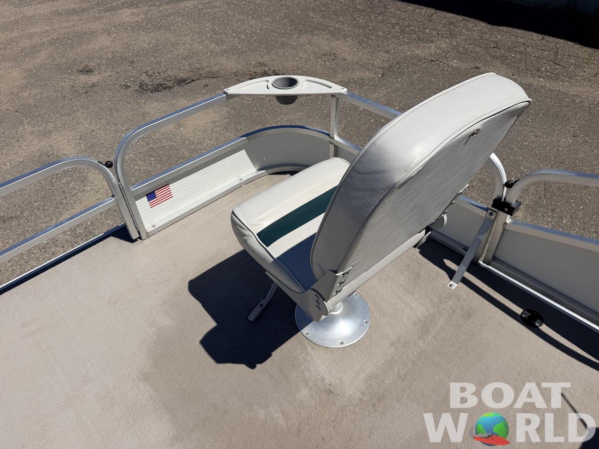 Used 2010 Palm Beach 2023 Fishmaster & 60HP Mercury 4Stroke -$12,995