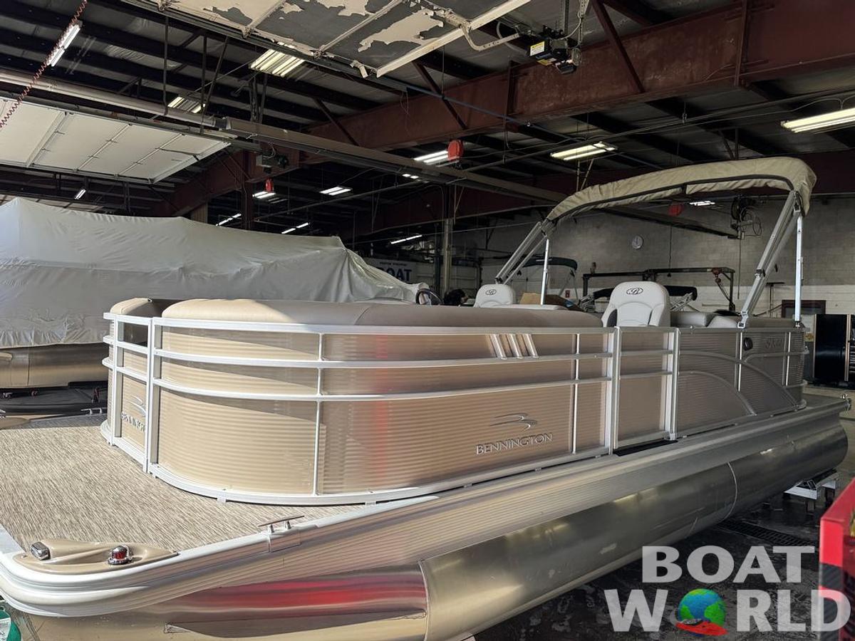 Used 2021 Bennington 22 SSR Pontoon