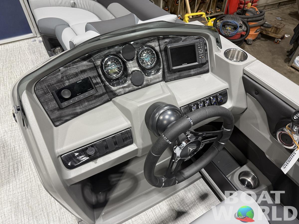 2026 Tahoe LTZ 2385 Swingback (VRB) Pontoon $38995