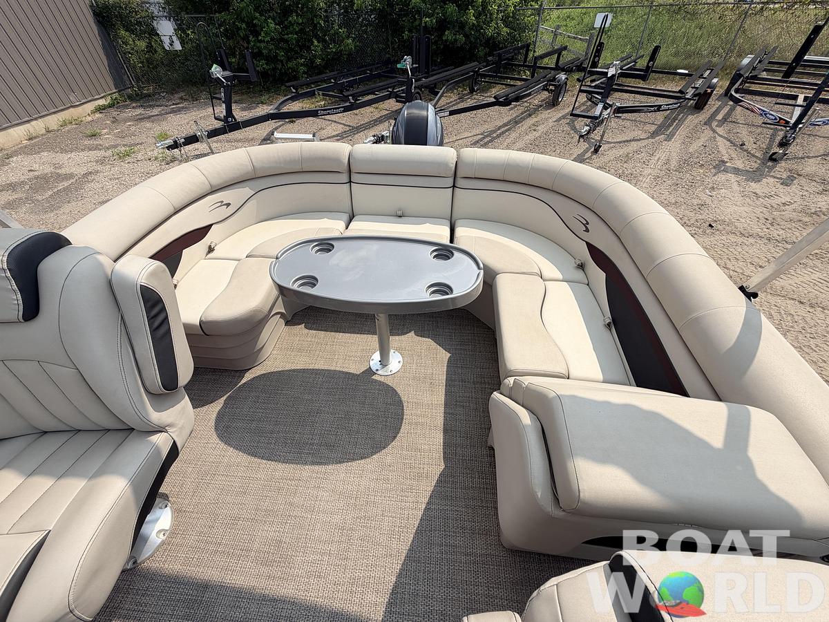 Used 2019 Bennington 21 SX Quad Lounge & Yamaha 90HP 4Stroke -$29,995