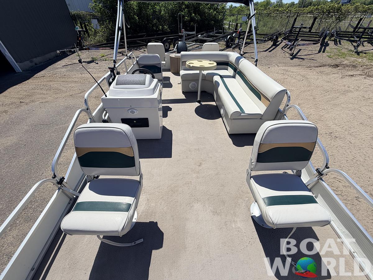 Used 2010 Palm Beach 2023 Fishmaster & 60HP Mercury 4Stroke -$12,995