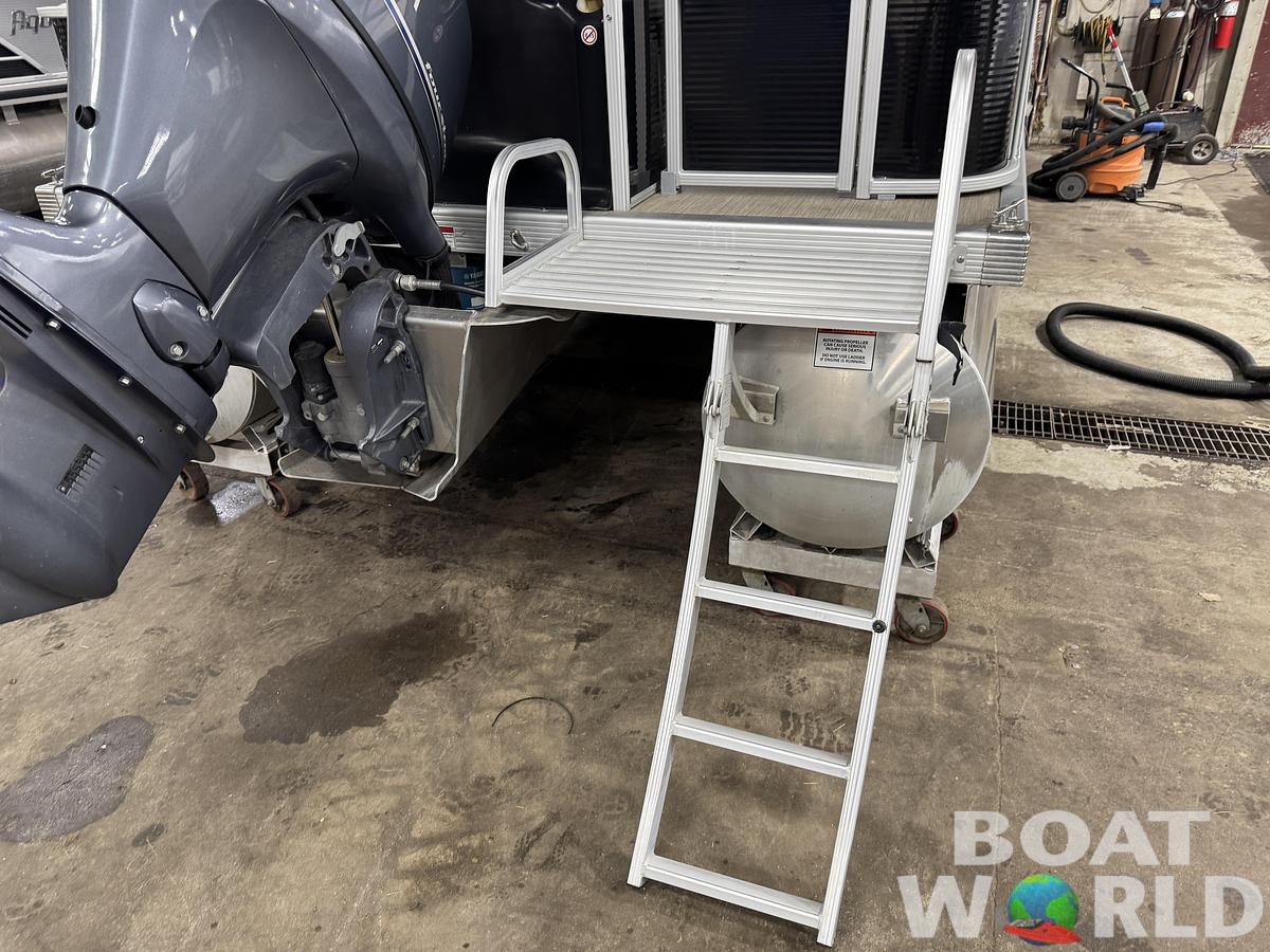 Used 2017 Bennington  22 SS Pontoon with 90HP Yamaha Fourstroke EFI