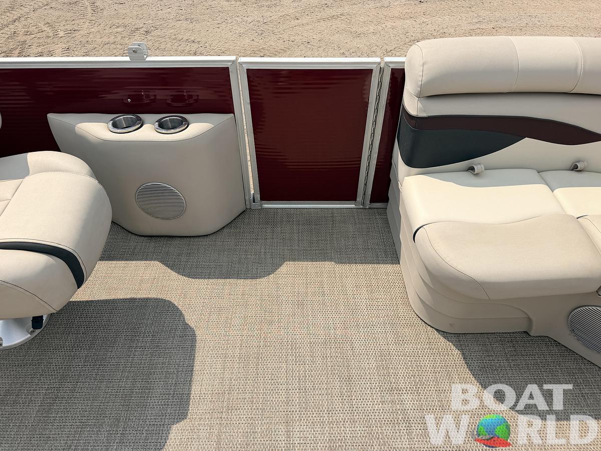 Used 2019 Bennington 21 SX Quad Lounge & Yamaha 90HP 4Stroke -$29,995