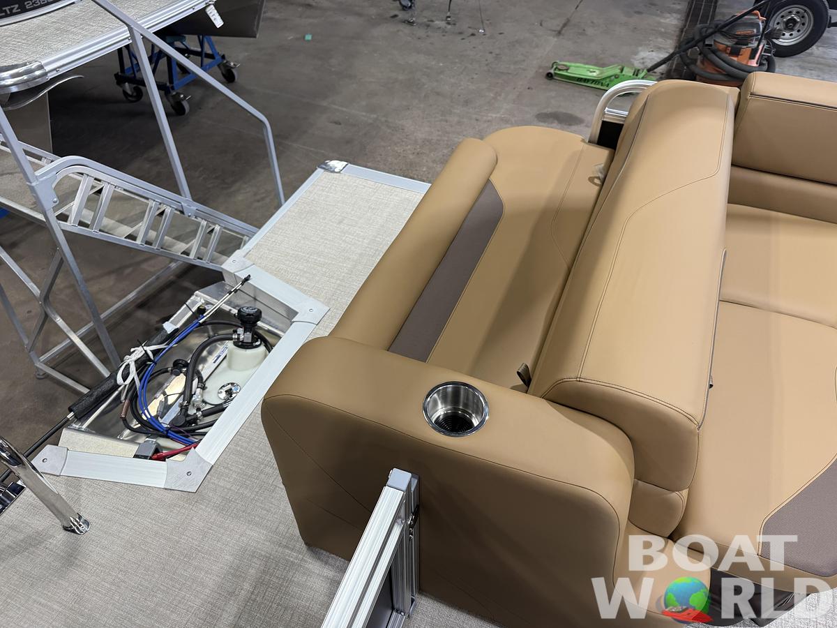 2027 Tahoe Pontoons Sport 2380 Cruise Rear Bench (CRB) $31995