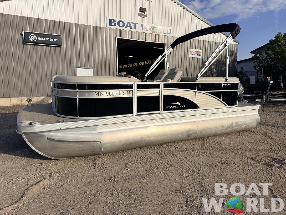 Used 2018 Bennington 20 SSRX & 50HP Yamaha 4 Stroke -$24,995