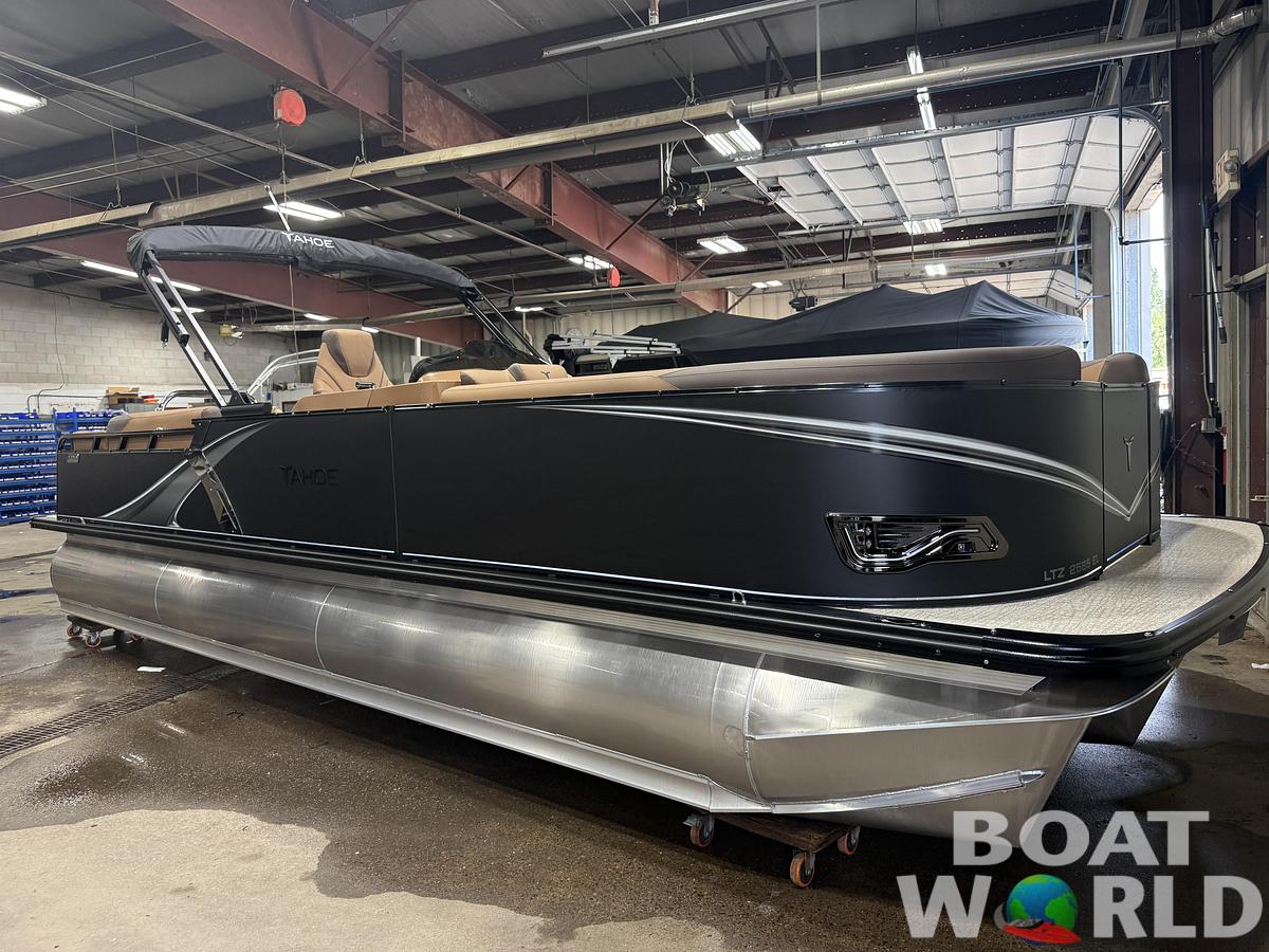 2027 Tahoe LTZ 2585 Elite Cruise Tritoon 300HP $69995