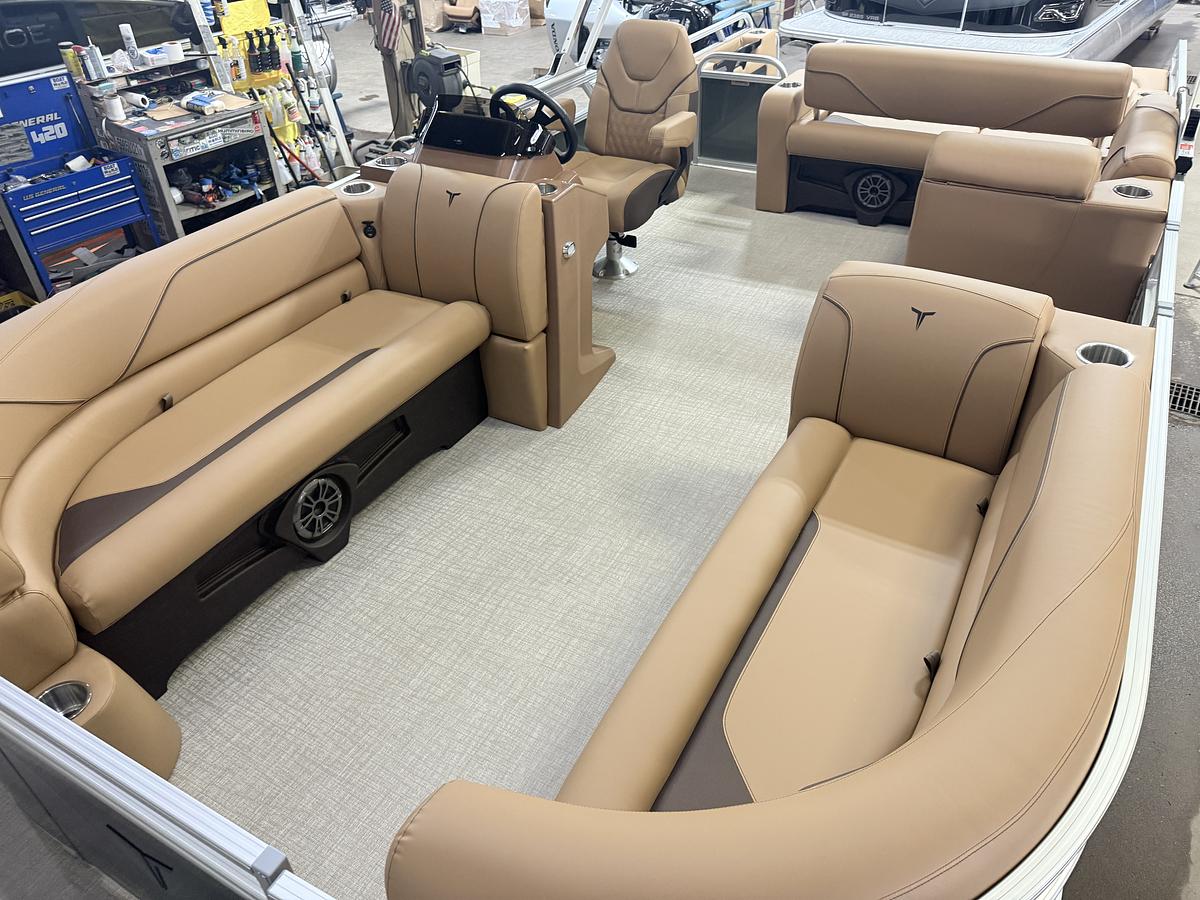 2026 Tahoe Pontoons Sport 2385 Swingback (VRB) & Honda 4-Stroke EFI