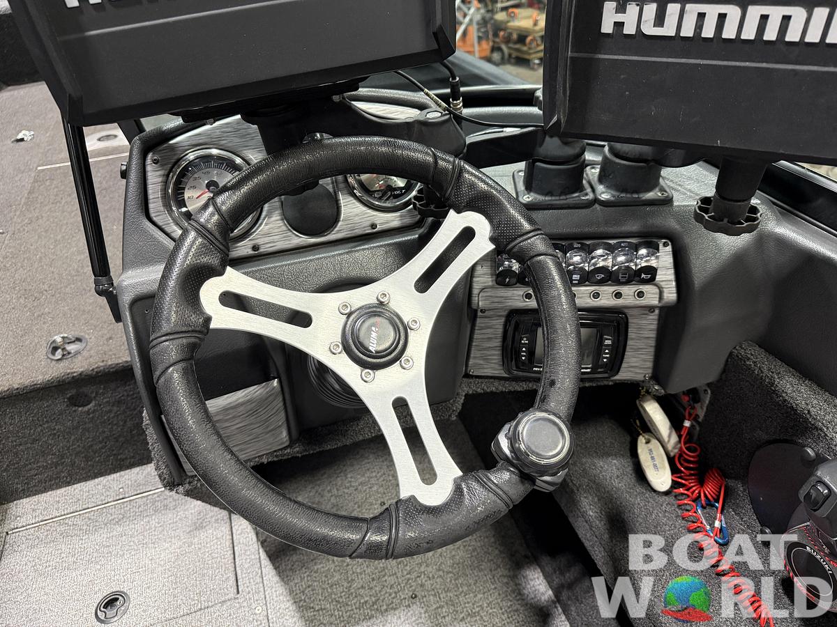 Used 2021 Lund 1875 Impact XS with 150HP Mercury Pro XS Fourstroke EFI