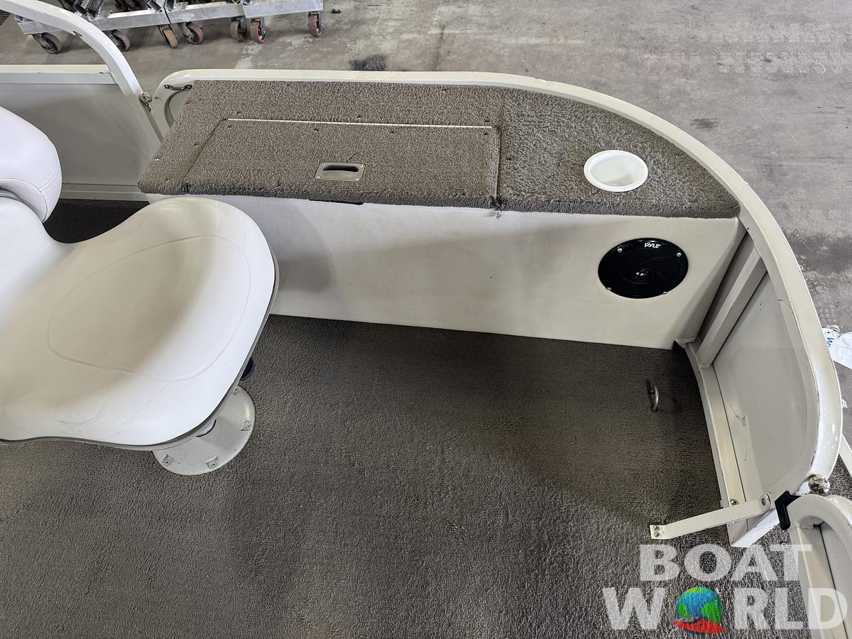 Used 2006 Crestliner 2285 CFI Pontoon