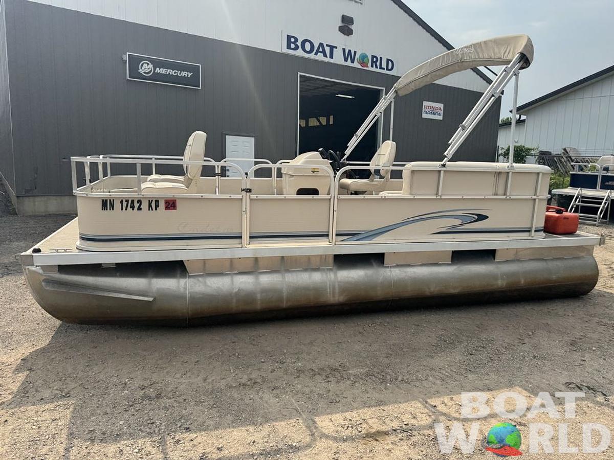 Used 2010 Weeres Cadet Fish 18' & Mercury 4-Stroke