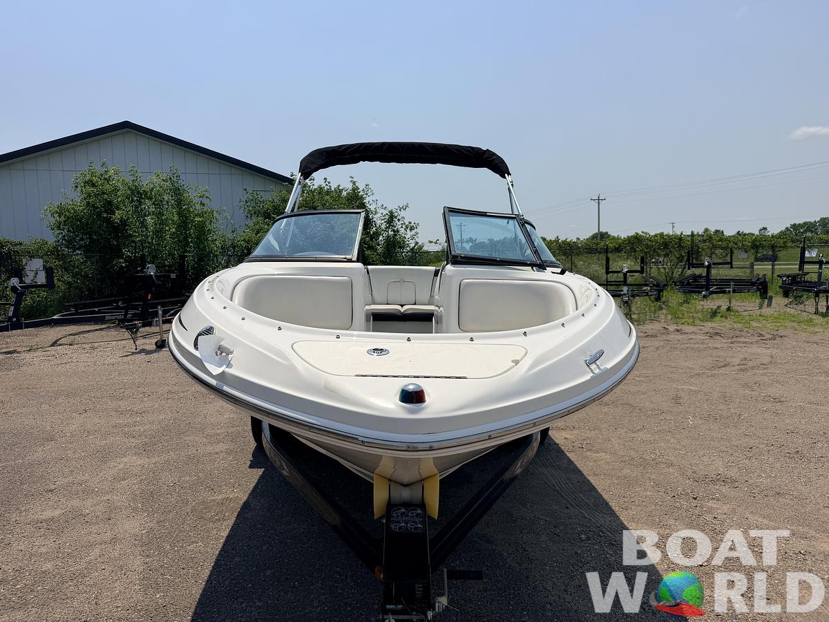 Used 2012 Sea Ray 205 Sport & 220HP 4.3L Mercruiser MPI with Tandem Axle Trailer -$15,995