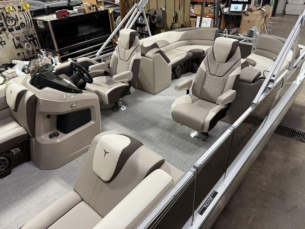 2025 Tahoe Pontoons LTZ 2385 Quad Lounge & Honda 4-Stroke EFI