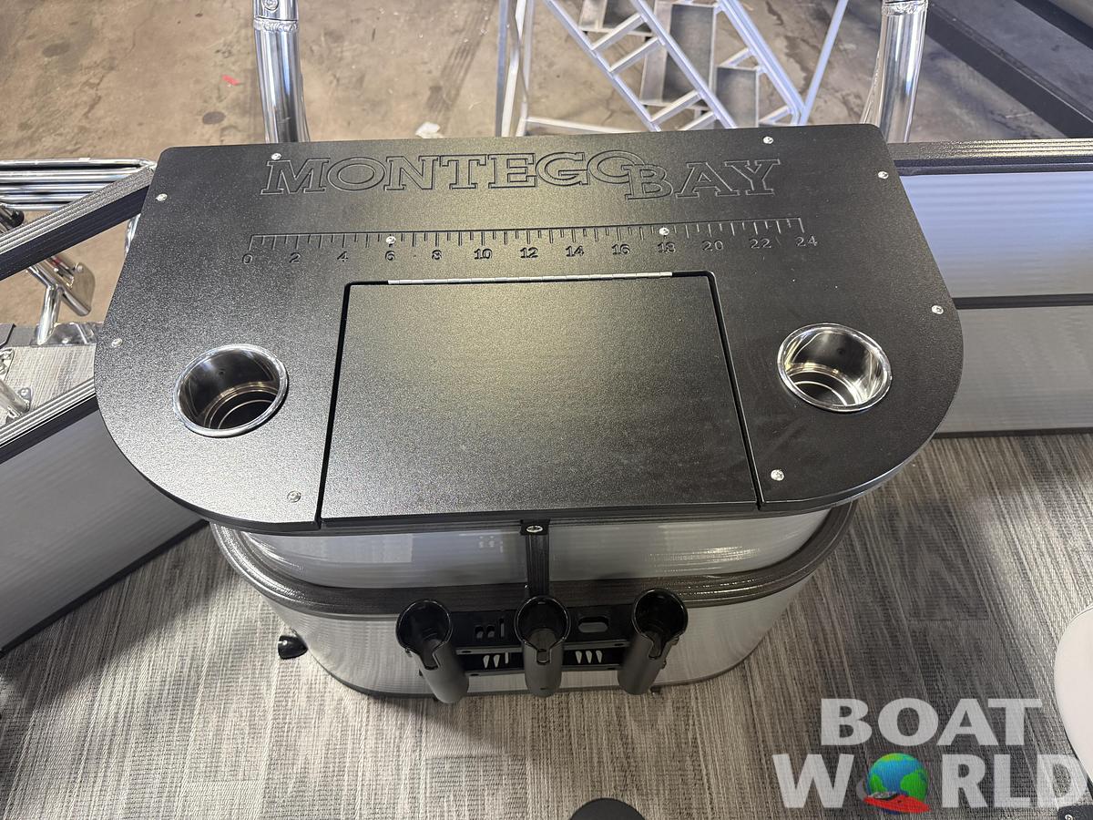 2026 Montego Bay 8522 Fish & Cruise Deluxe 