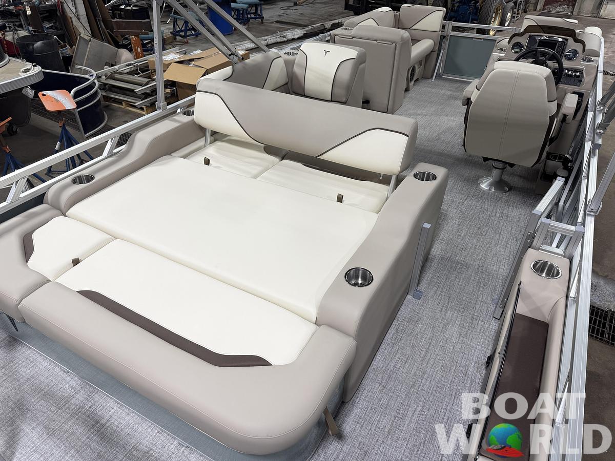2026 Tahoe Pontoons Sport 2180 Swingback (VRB) 