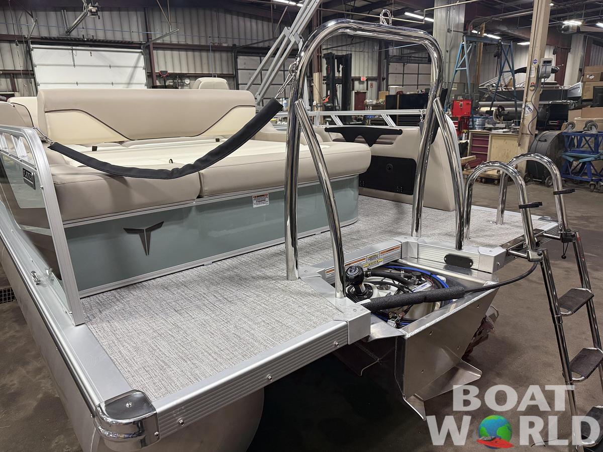 2026 Tahoe Pontoons Sport 2180 Swingback (VRB) 